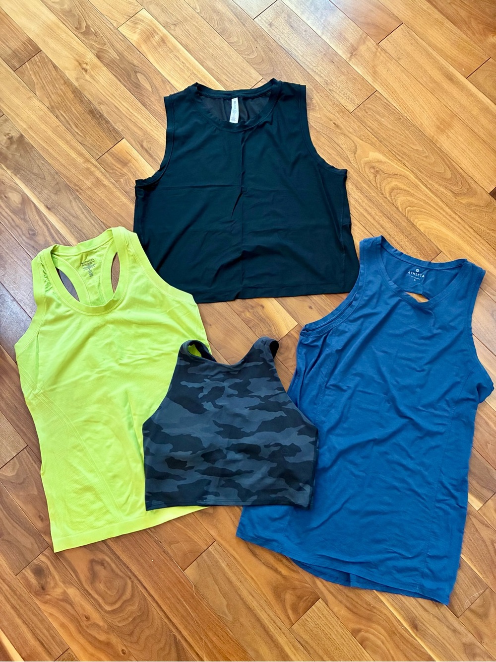 NEW Athleta HUGE Lot 4 running gym tank top long sports bra crop workout classic